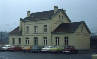 FONTAINE VALMONT  DIA 77-255.jpg